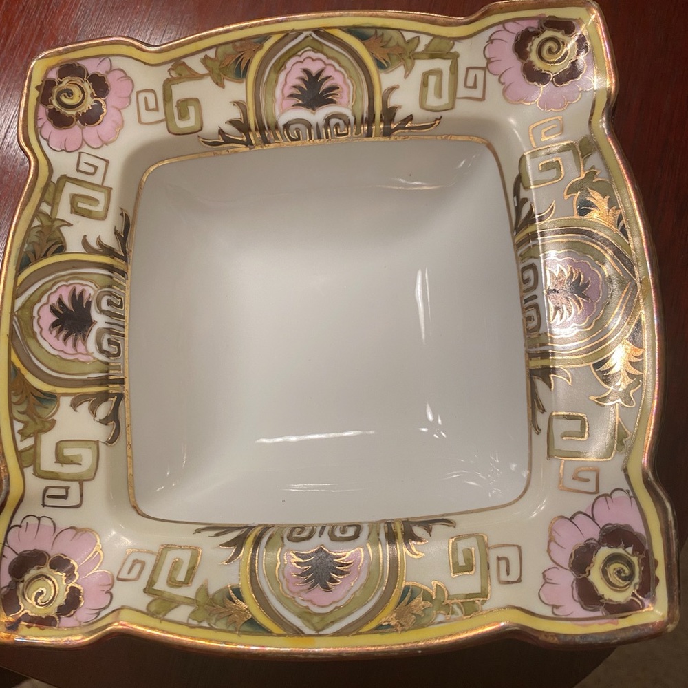Hand painted nippon bowl 7”